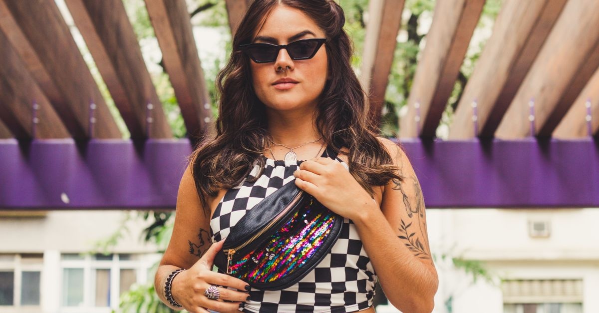 So stylst du die Gürteltasche feminin: 7 Looks von casual bis elegant
